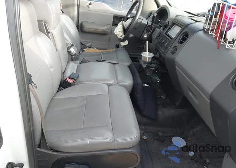 2005 Ford F-150 Stx/Xl/Xlt z USA, uszkodzony, nr VIN 1FTRF12225NB05739